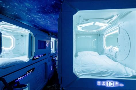 capsule hotel price.